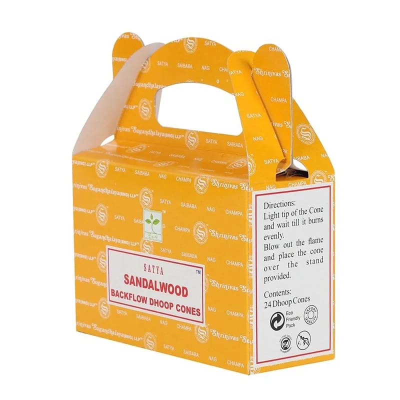 Eine Schachtel Räucherstäbchen in einer gelben Schachtel.